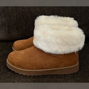 SO Coatimundi Women's Faux-Fur Winter Boots Cognac Color Size-7.5